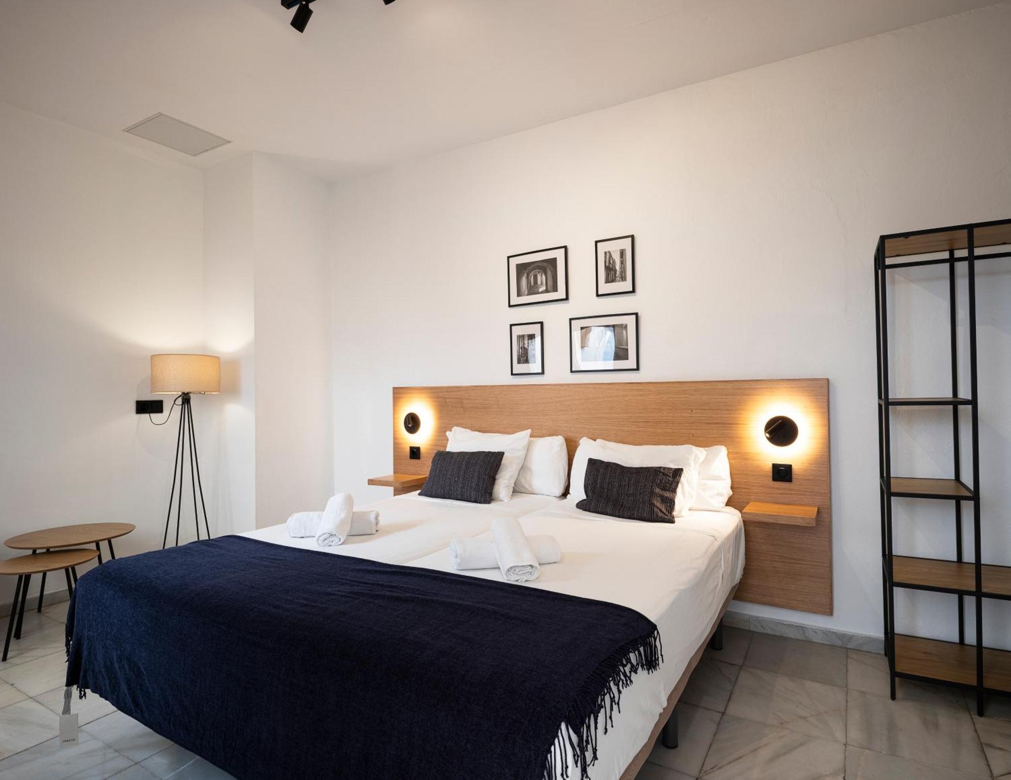 Twin Room,1688819736:JPEG